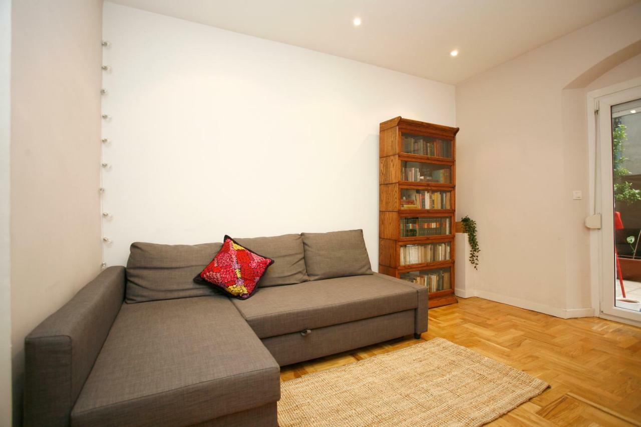 Piso Centrico Con Patio Apartment Bilbao Exterior foto